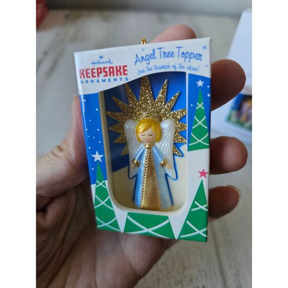Hallmark Angel nifty '50s tree topper keepsake ornament 2018 - Picture 9 of 9